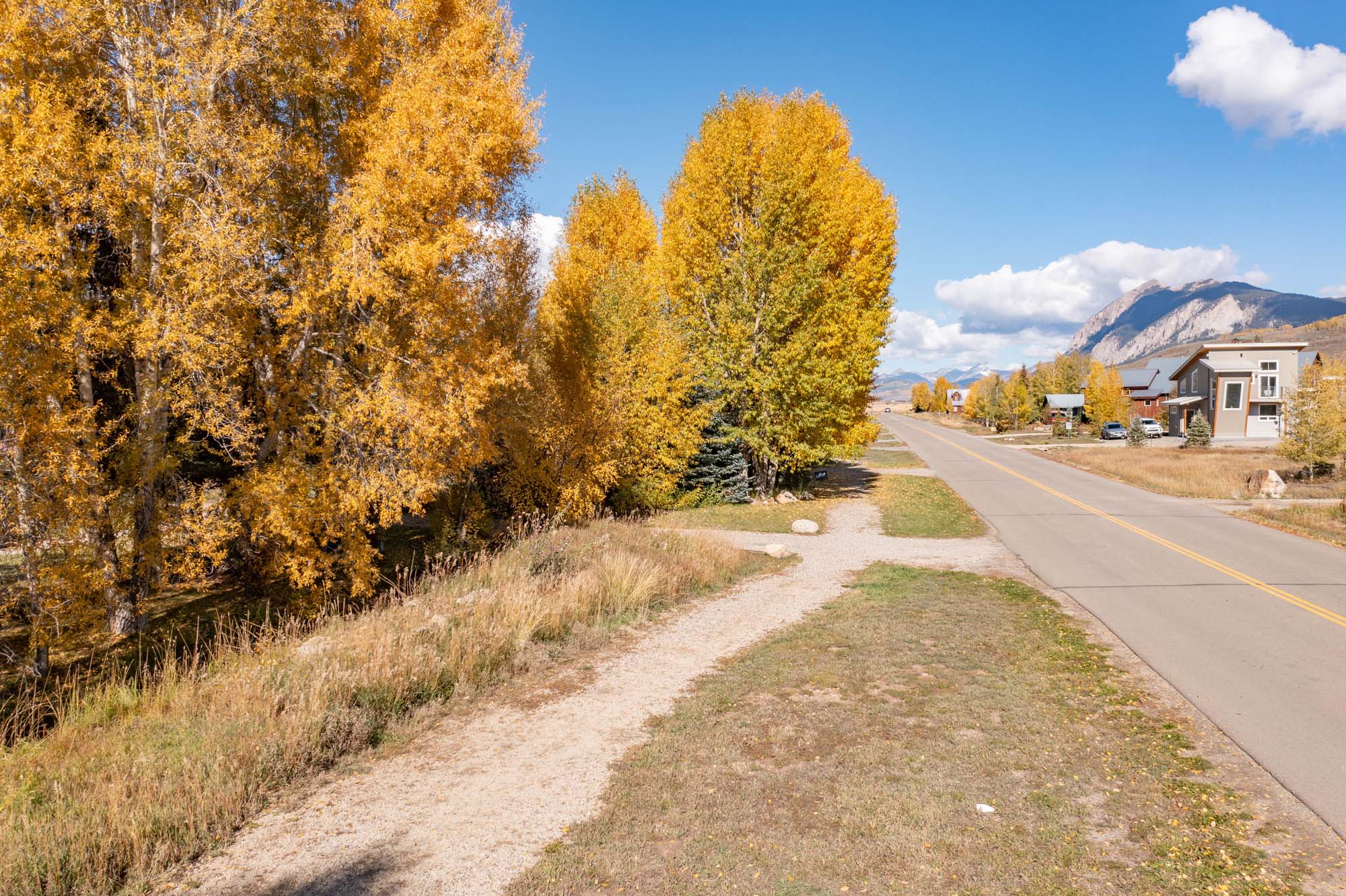 430 Teocalli Road, Crested Butte Colorado - street