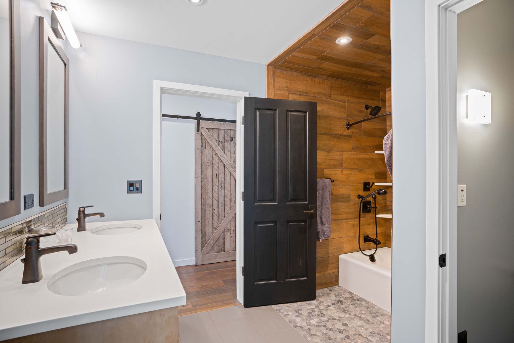 123 Elk Avenue, Crested Butte Colorado - Bathroom