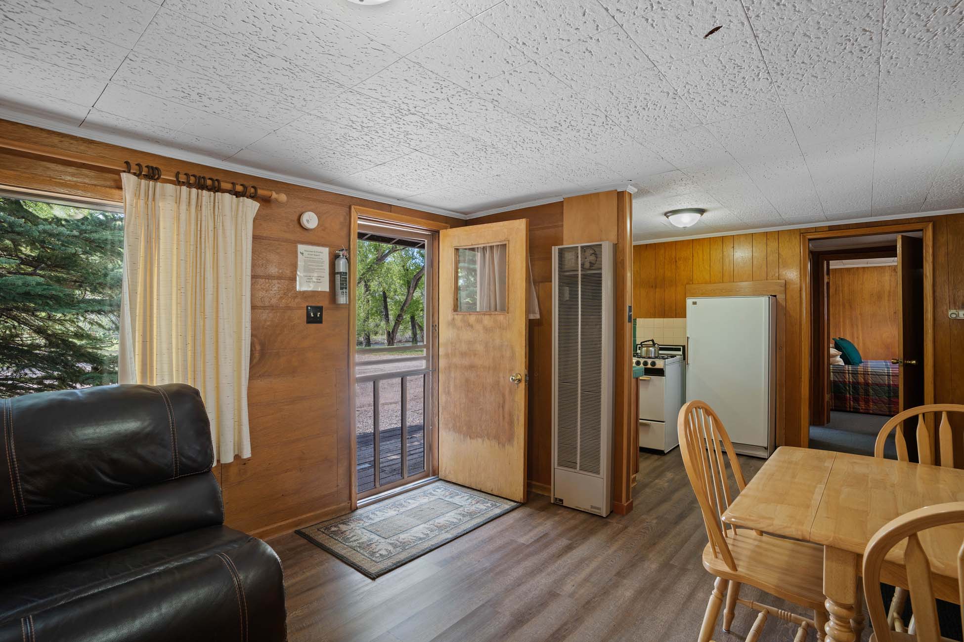 4349 County Road 10 Crested Butte, Colorado - Cabin interior