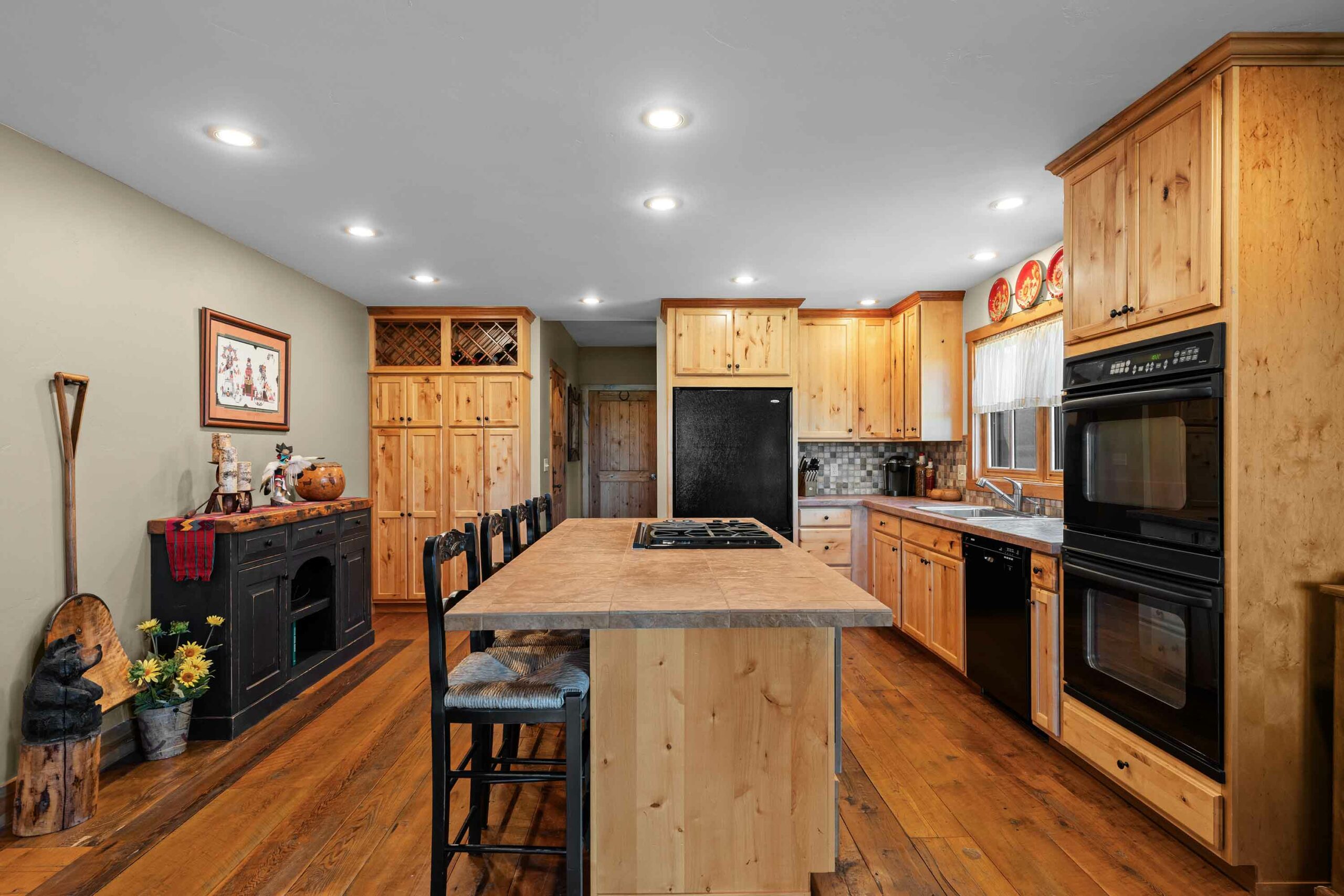 18 Ruby Drive Mt. Crested Butte, Colorado - Kitchen