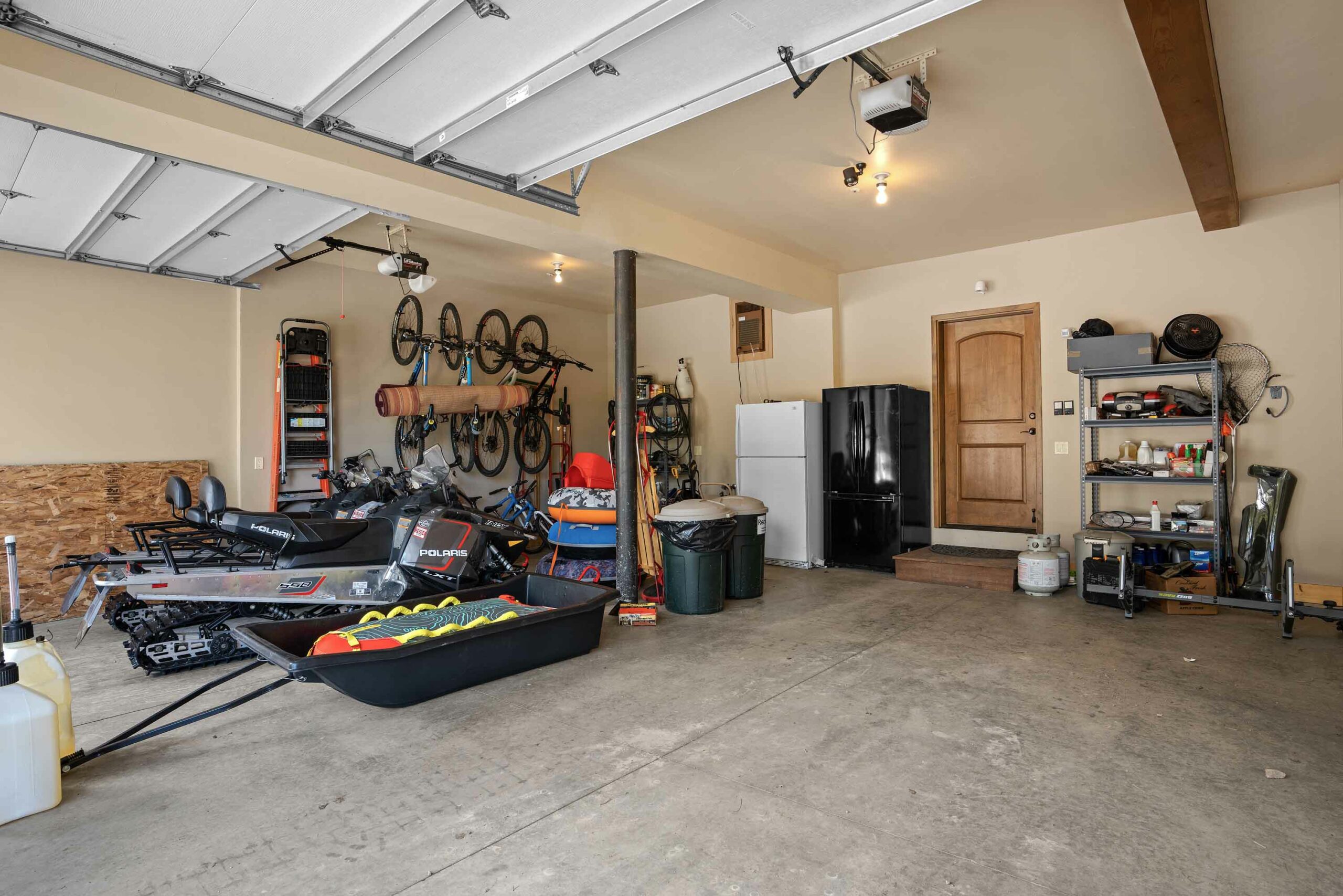 4121 Wildcat Trail Crested Butte, Colorado - garage