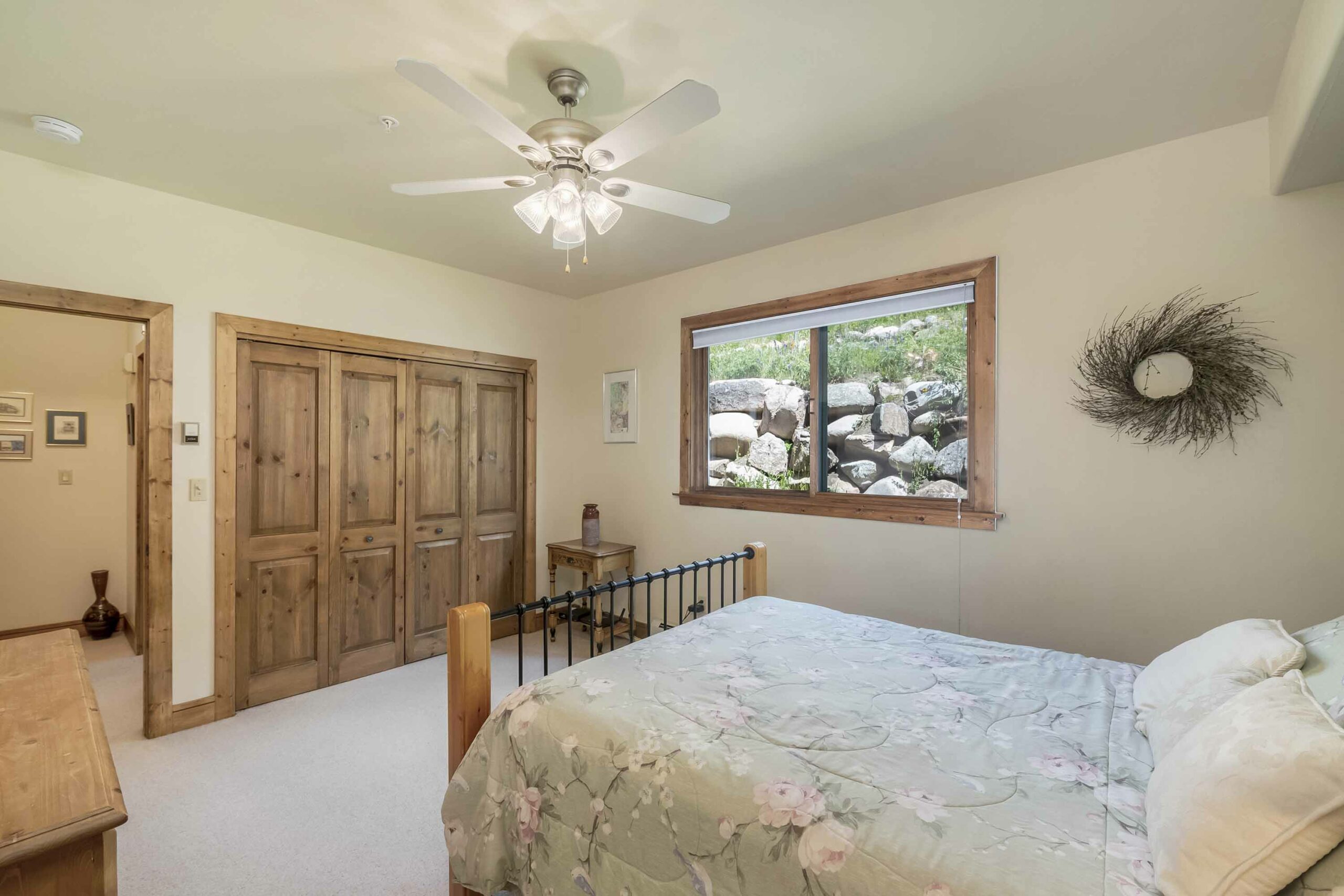 24 Hunter Hill Road #13 Mt. Crested Butte, CO - Bedroom