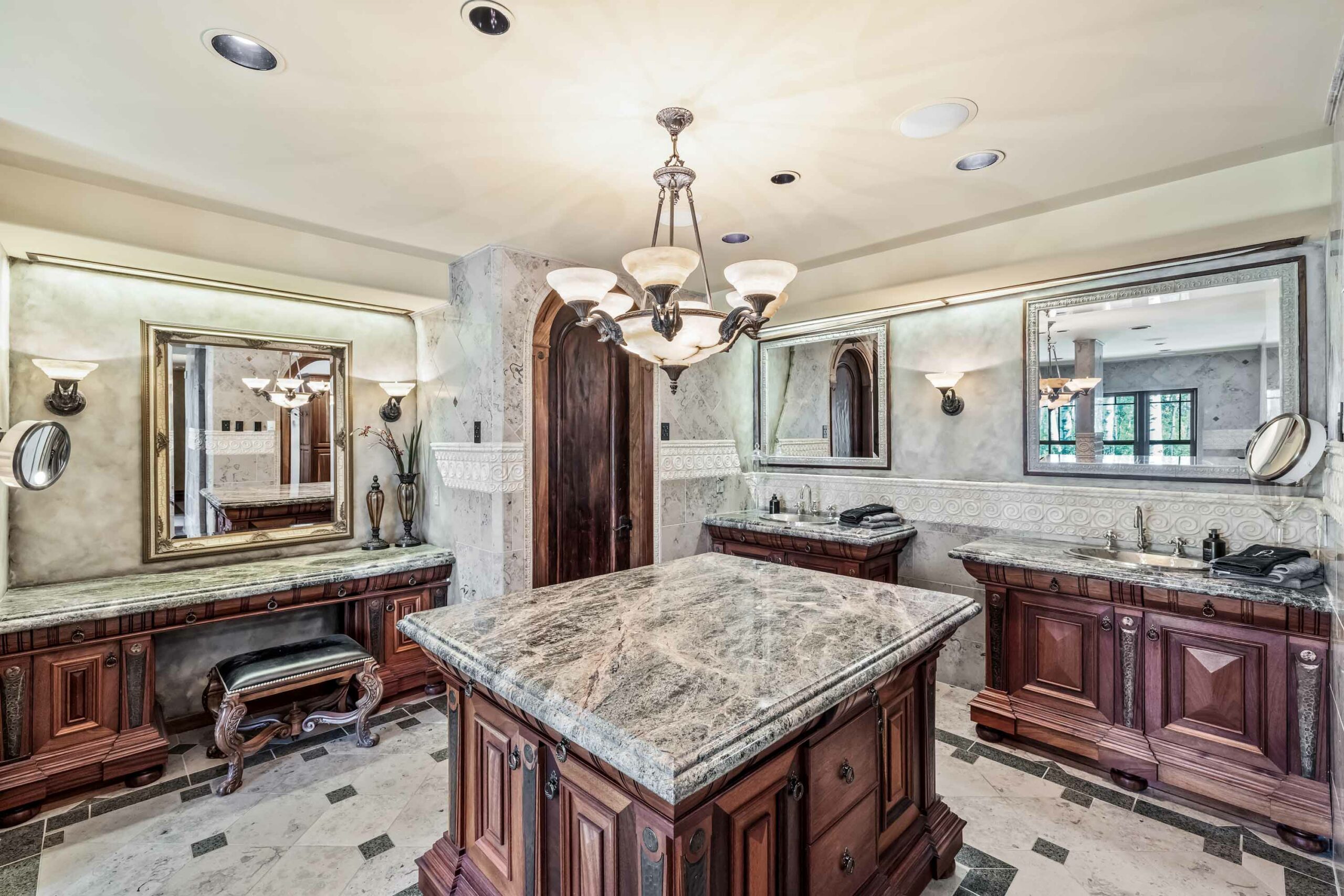 303 Forest Lane Crested Butte, CO - Bathroom