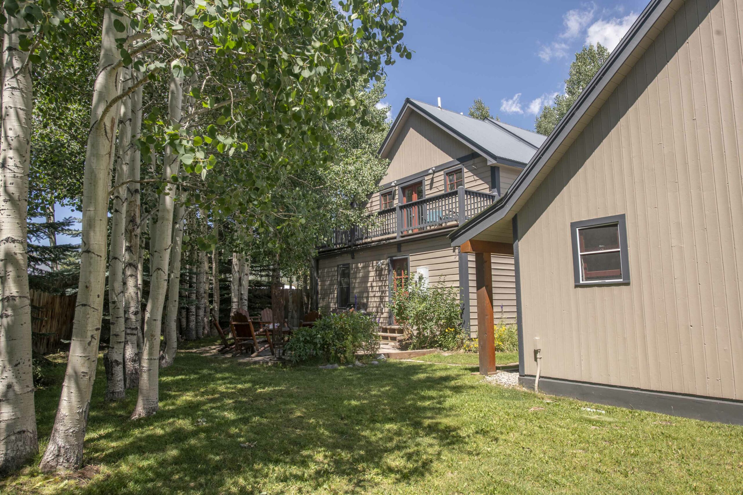 620 Maroon Avenue, Crested Butte, CO - Backyard