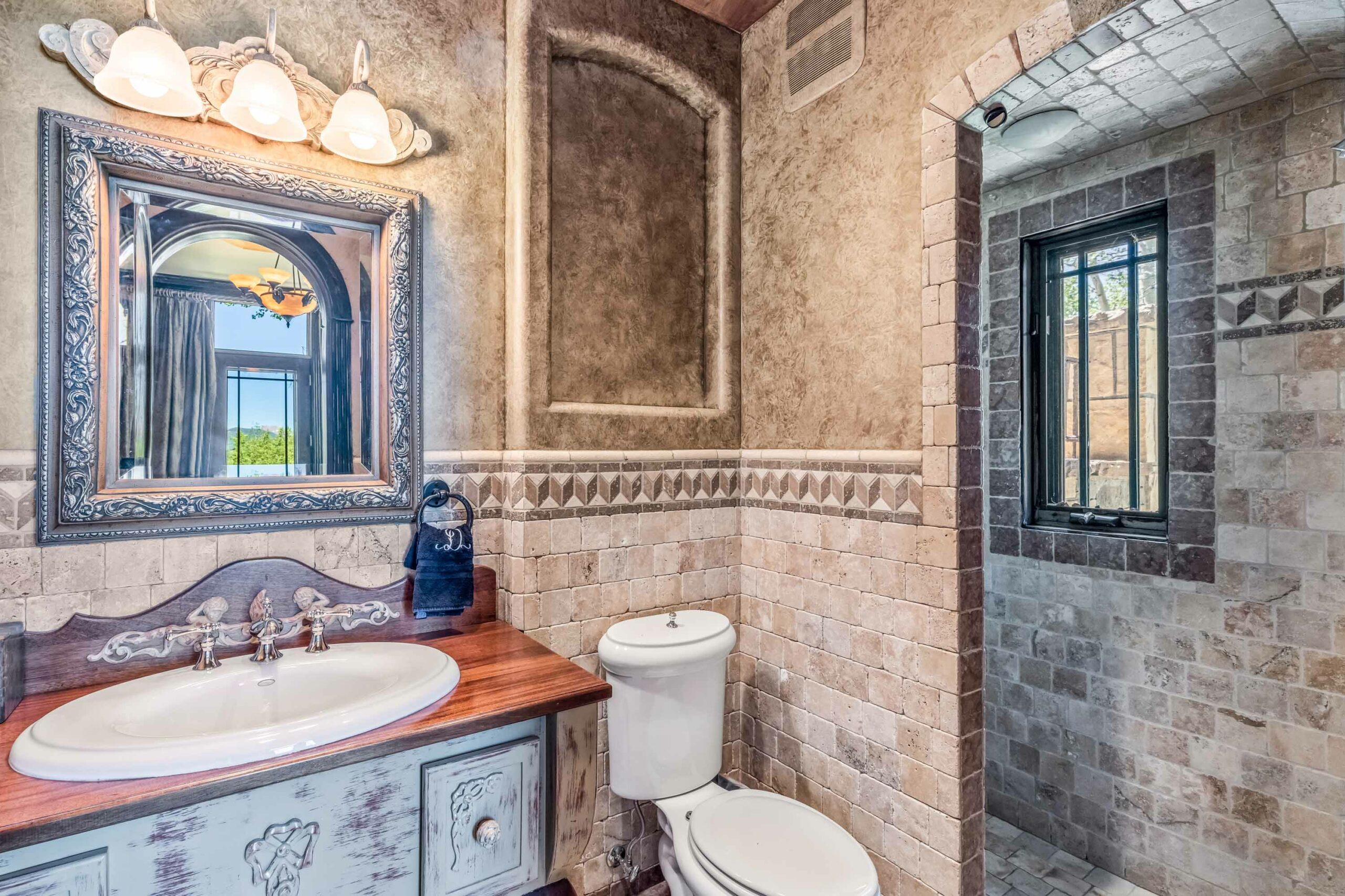 303 Forest Lane Crested Butte, CO - Bathroom