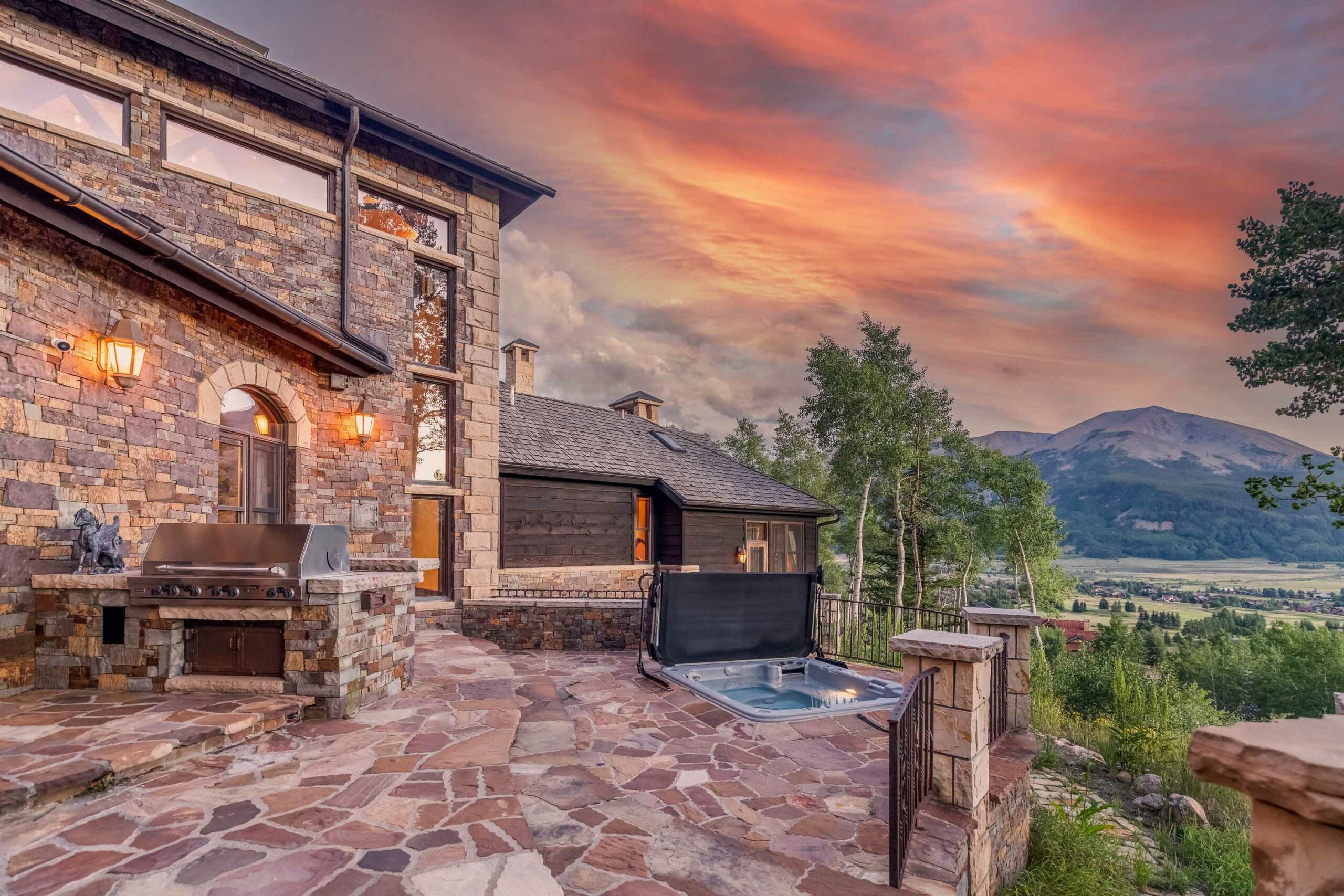 303 Forest Lane Crested Butte, CO - Outdoor Grill and Hot Tub