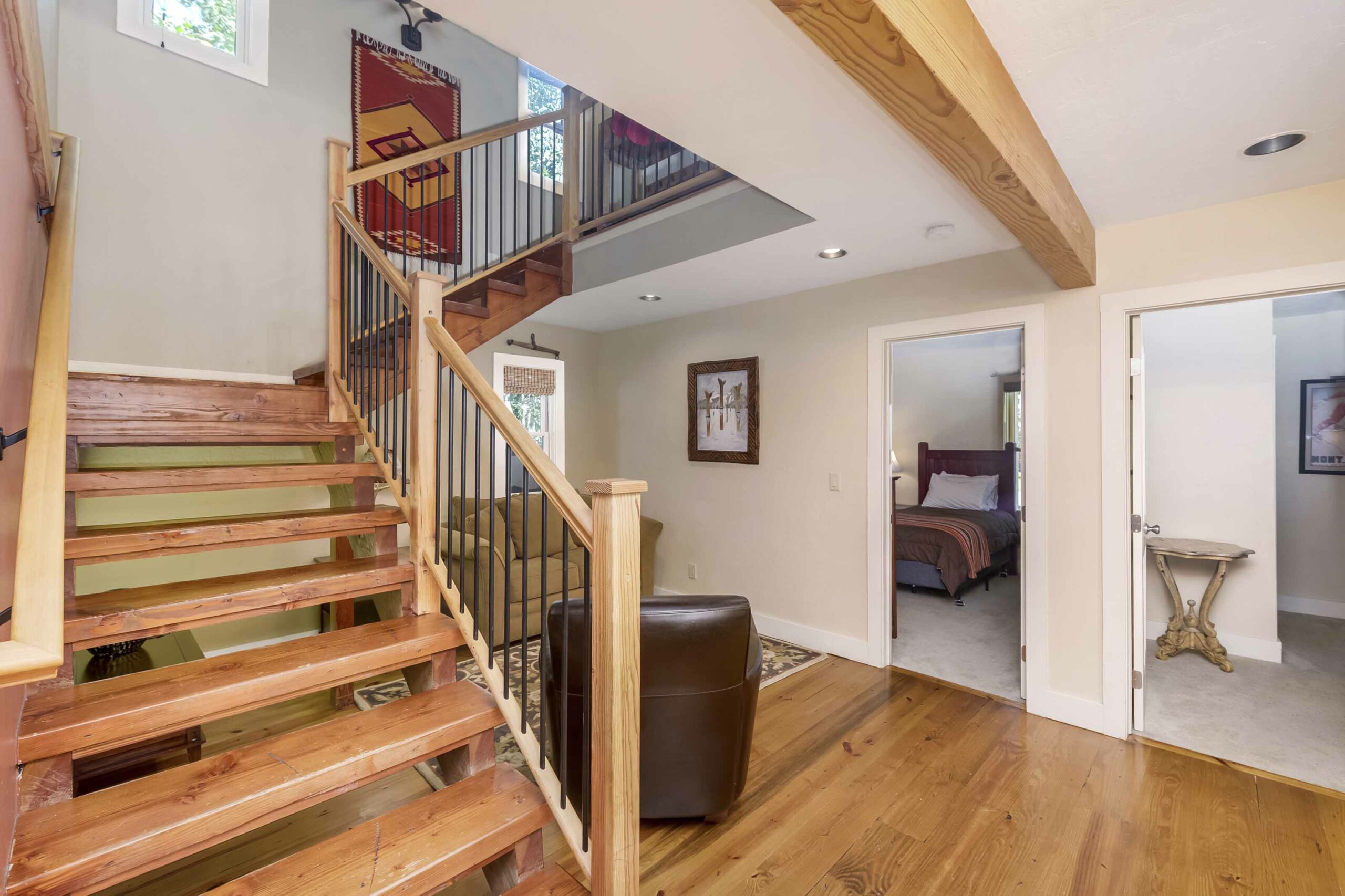 620 Maroon Avenue, Crested Butte, CO - Entryway