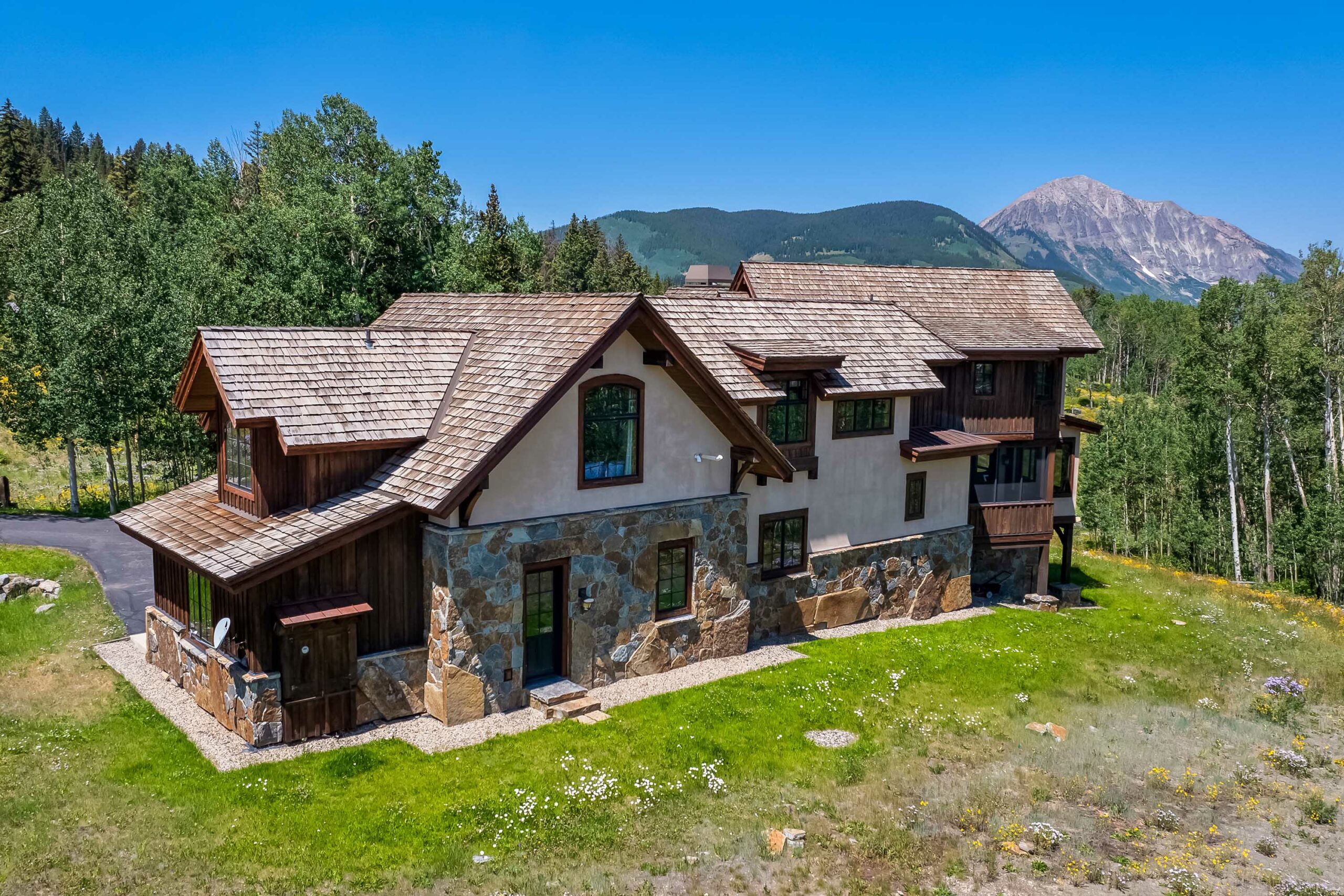 105 Bear Scratch Lane Mt. Crested Butte, CO - Side of House