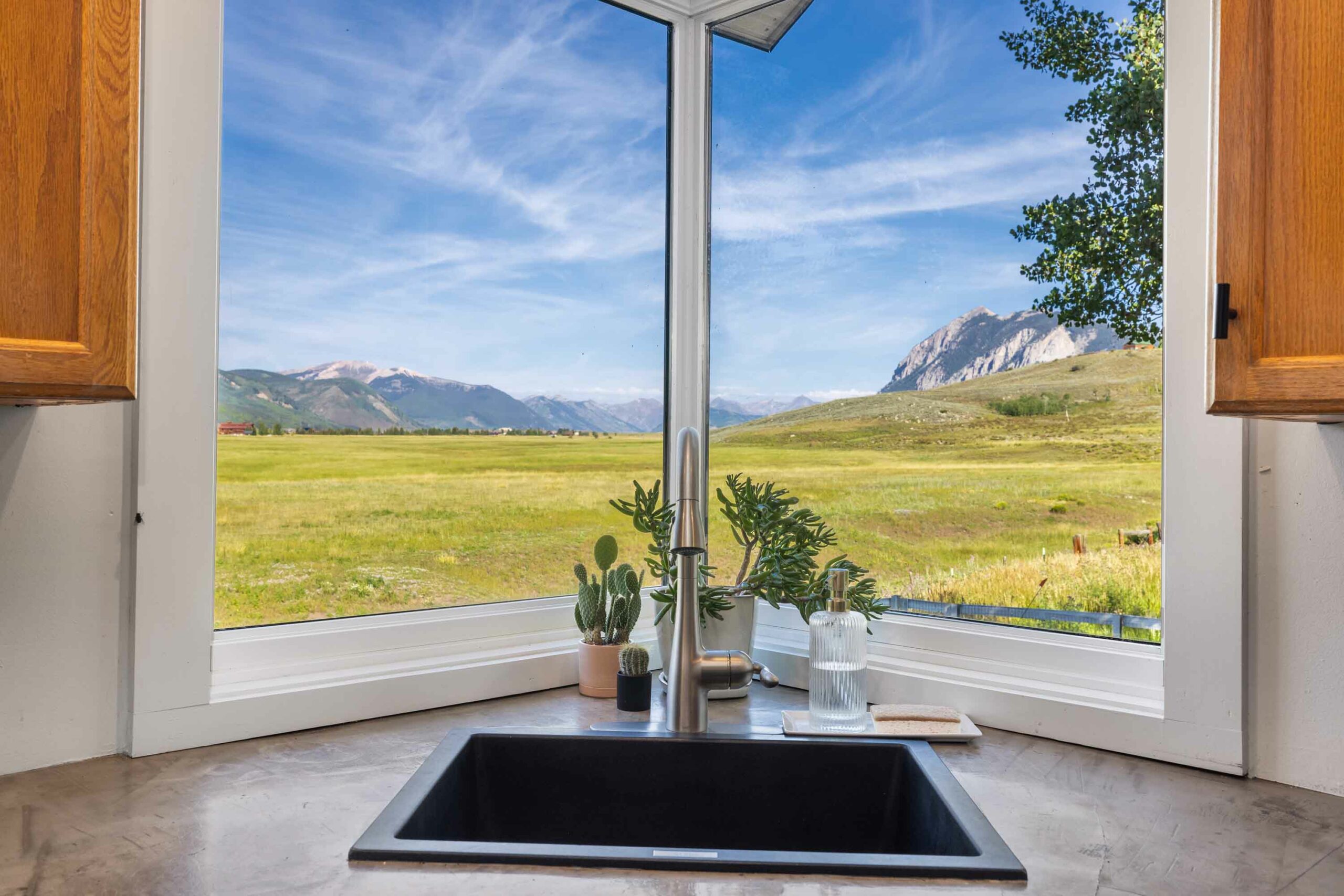 41 Goren Street Crested Butte, CO - Kitchen with View