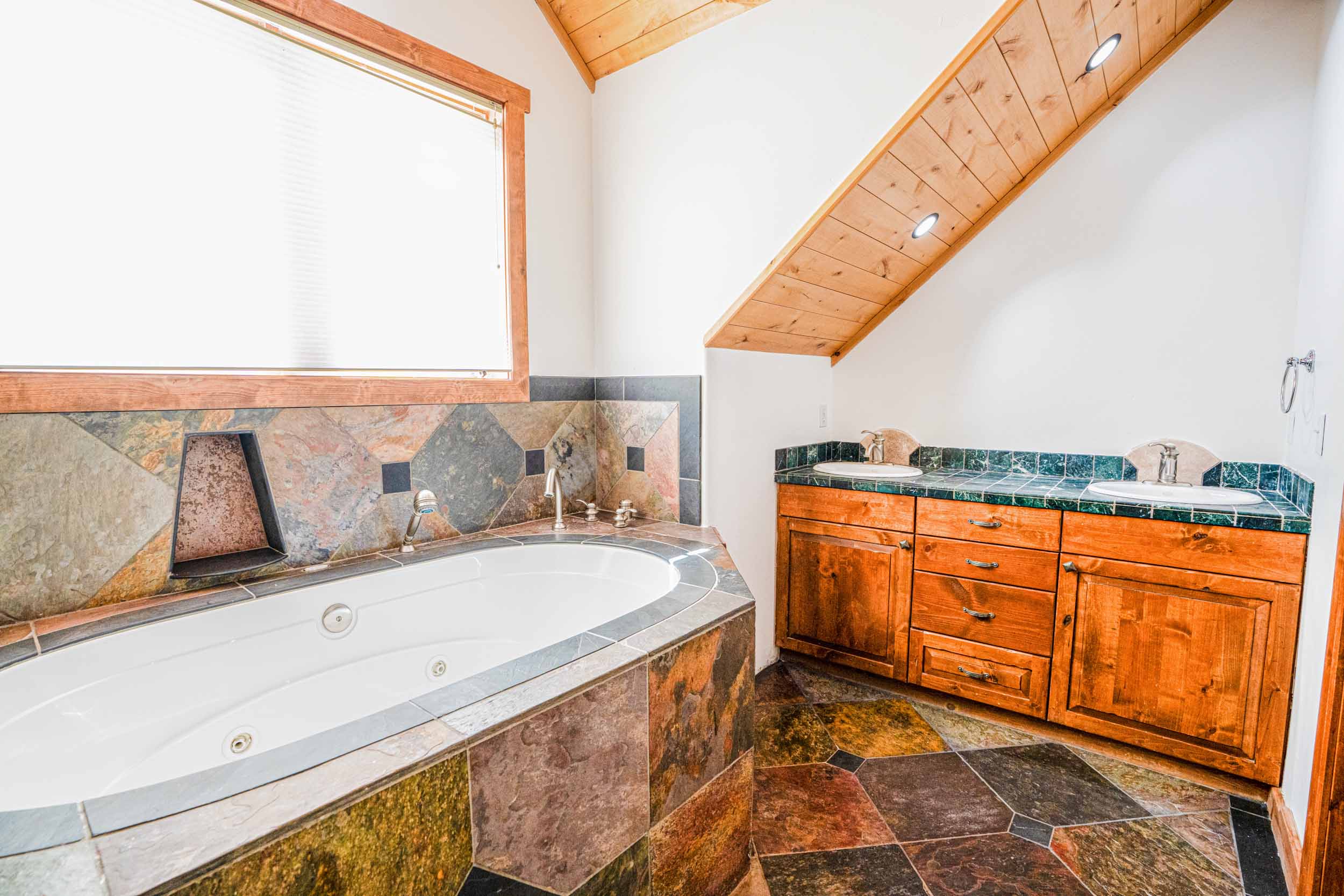 1010 Washington Gulch Road Crested Butte, CO - Bathroom