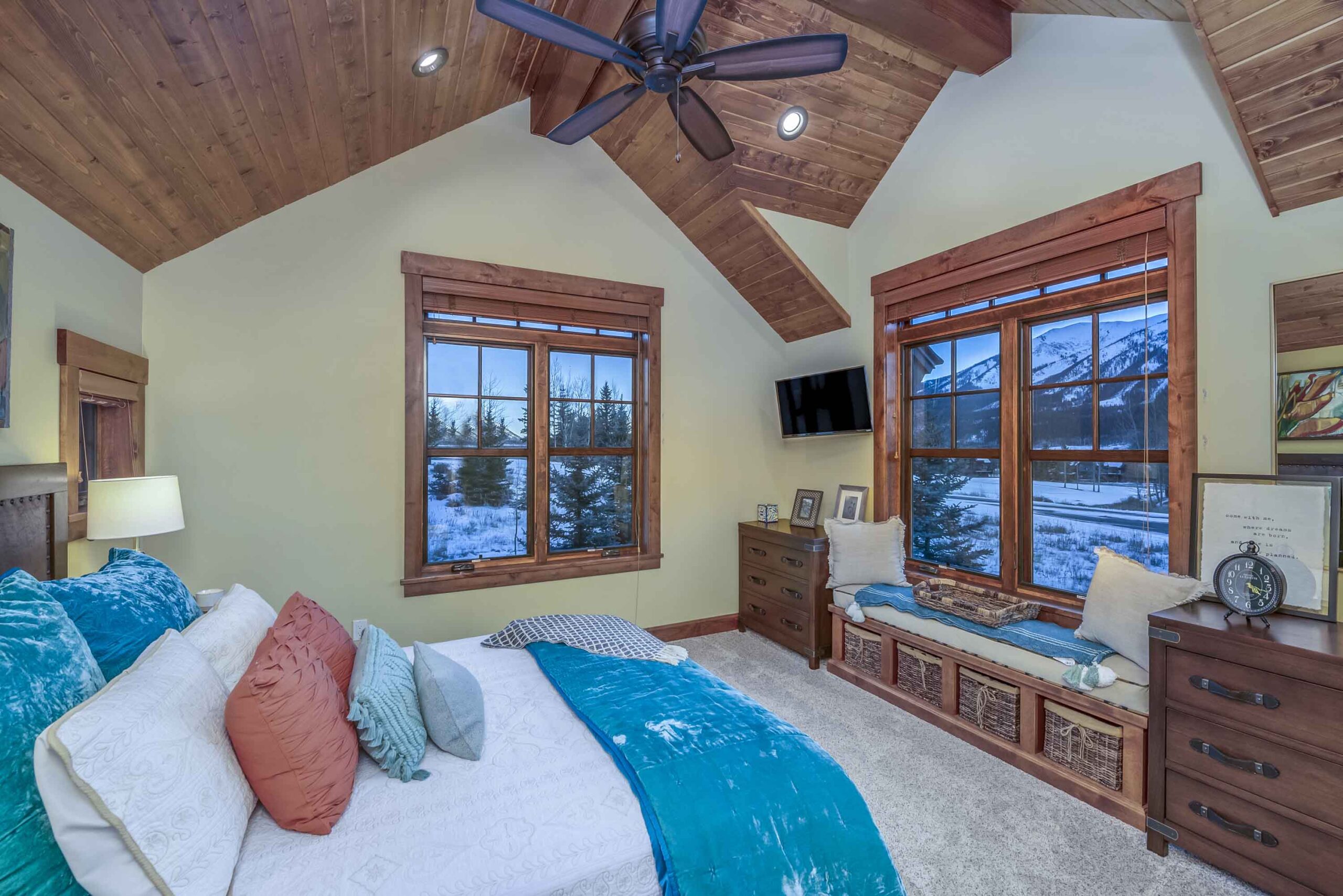 81 Par Lane Crested Butte, CO - Bedroom