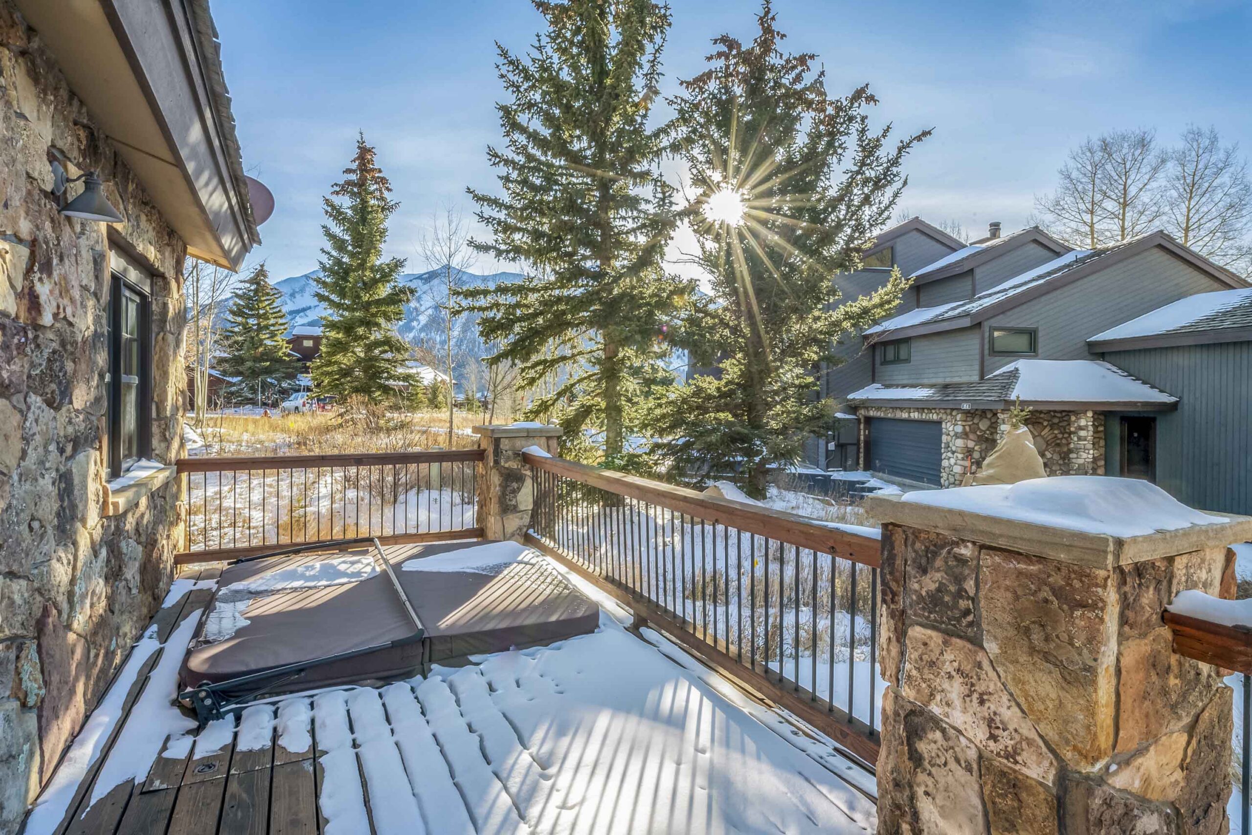 81 Par Lane Crested Butte, CO - Hot Tub _ Deck