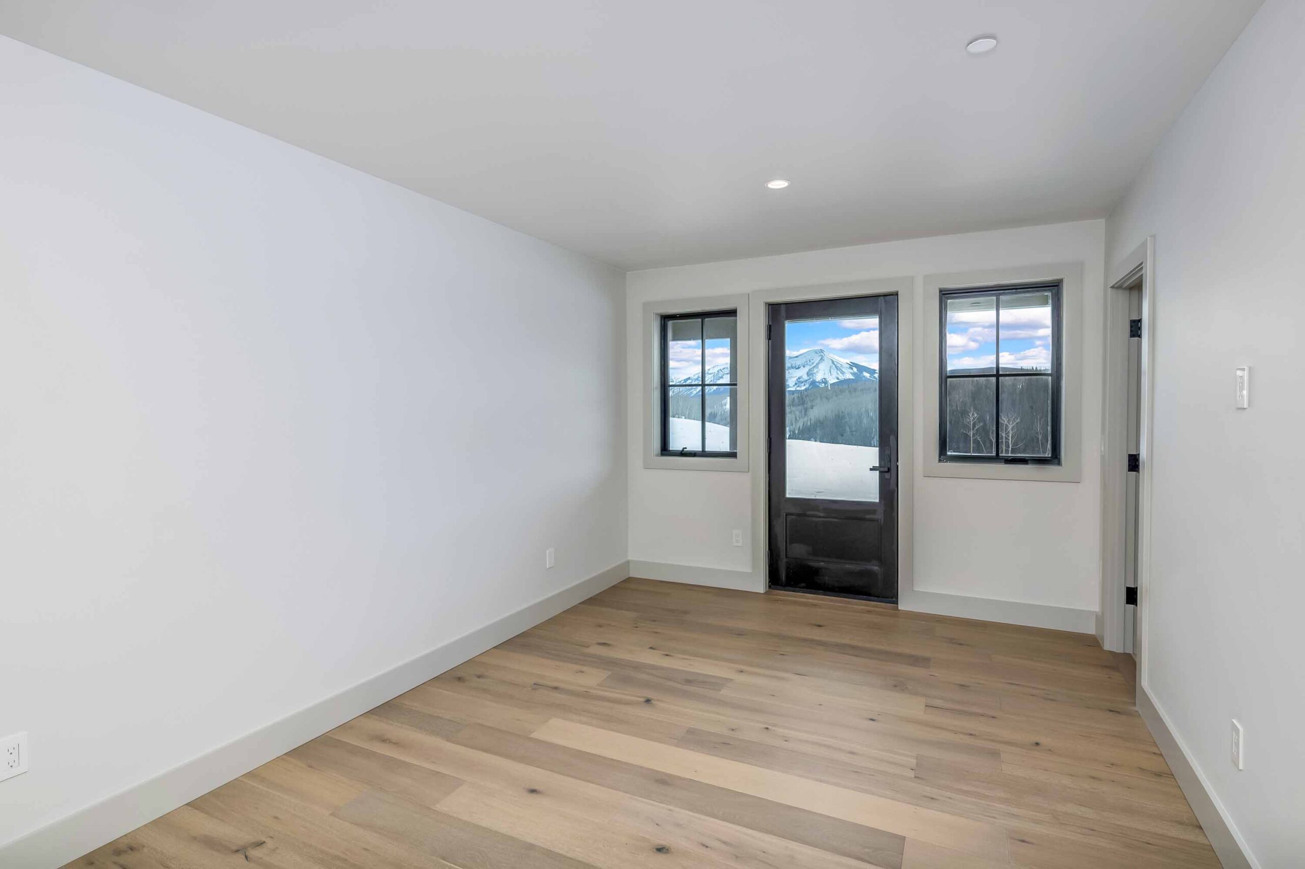 470 Meadow Drive, Crested Butte, CO - Bedroom