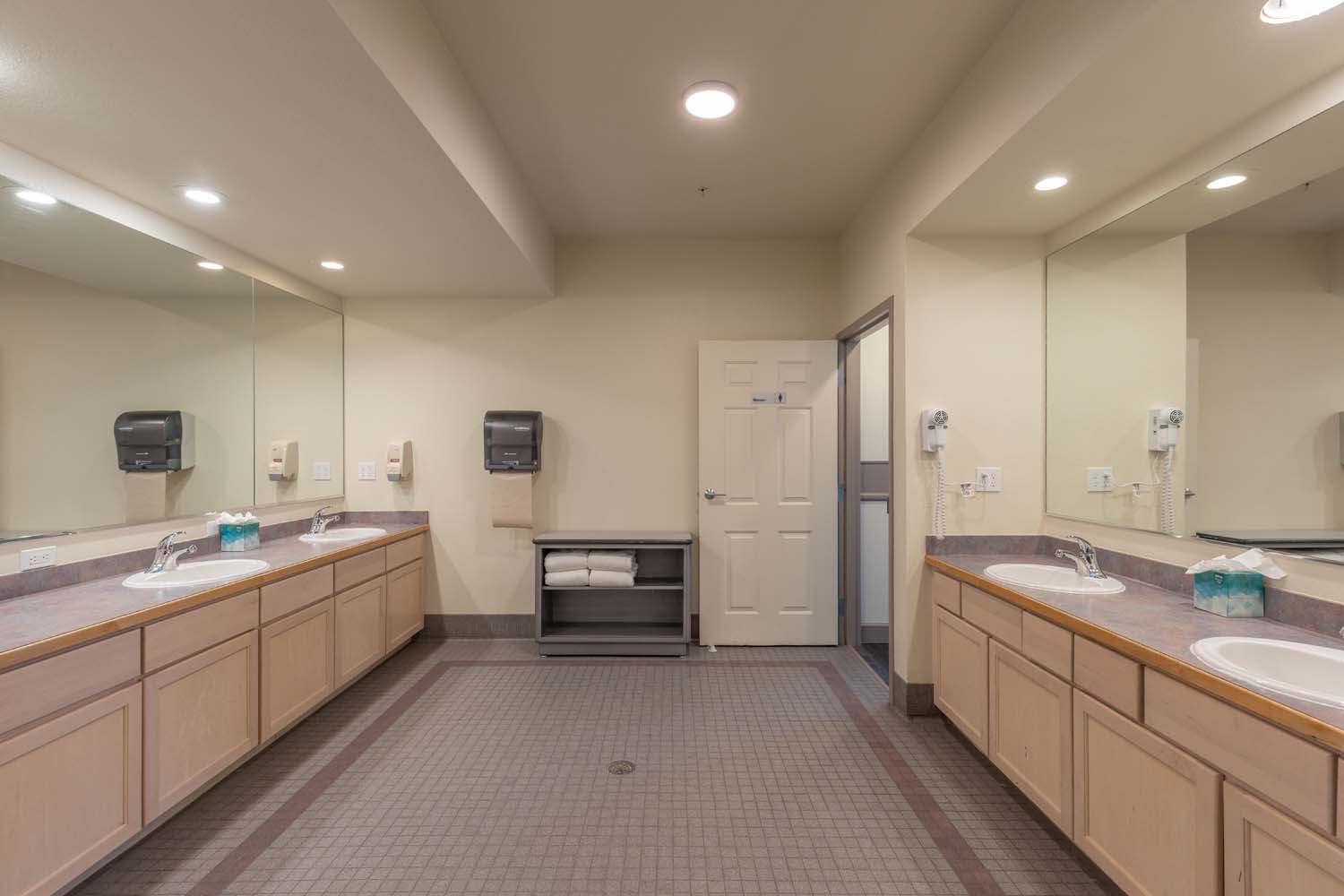 615 Teocallie Avenue, Crested Butte, CO 81224 - Bathroom