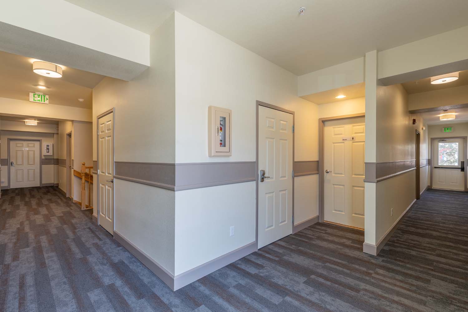 615 Teocallie Avenue, Crested Butte, CO 81224 - Hallway