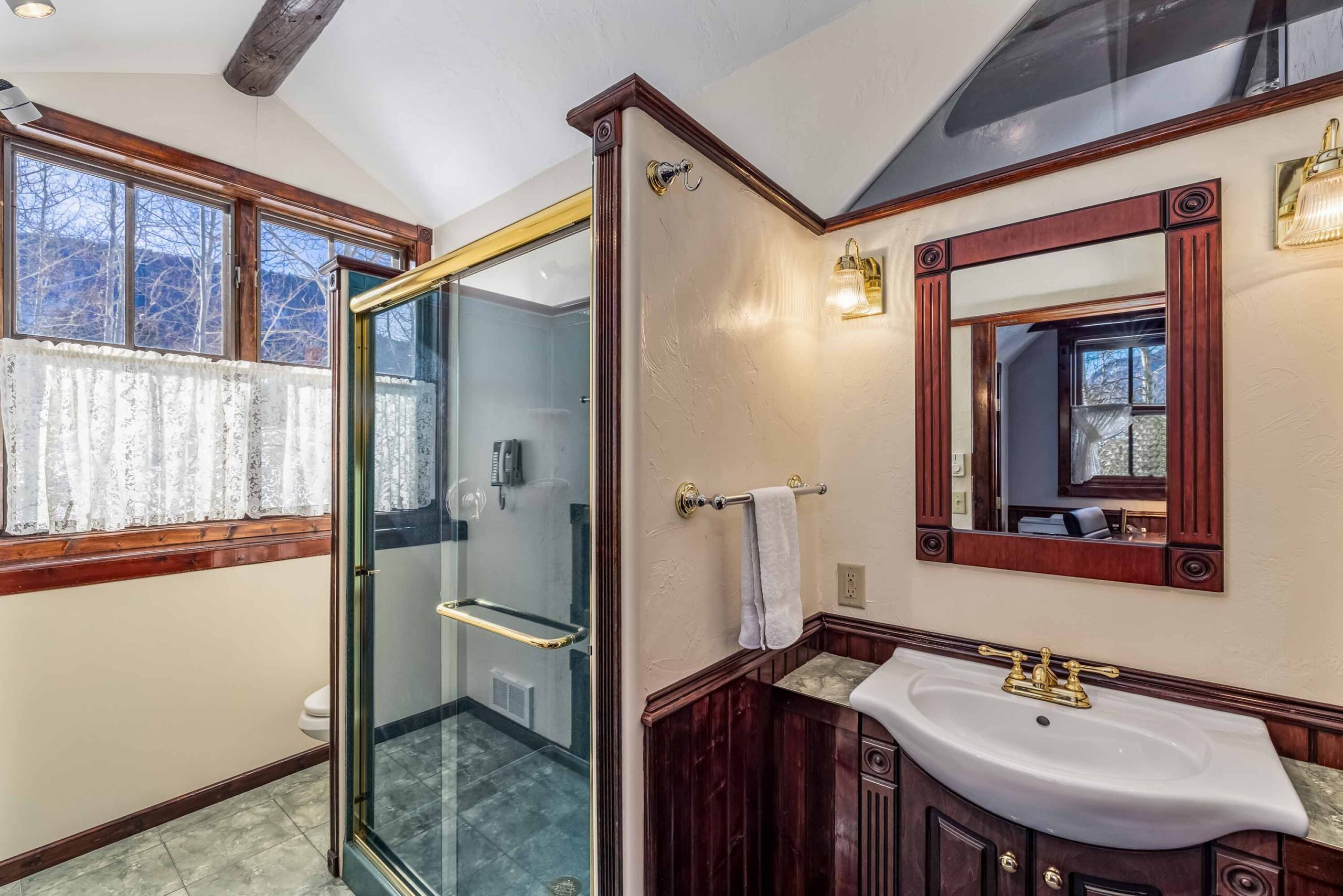 8 Gothic Avenue, Crested Butte, CO - Bathroom