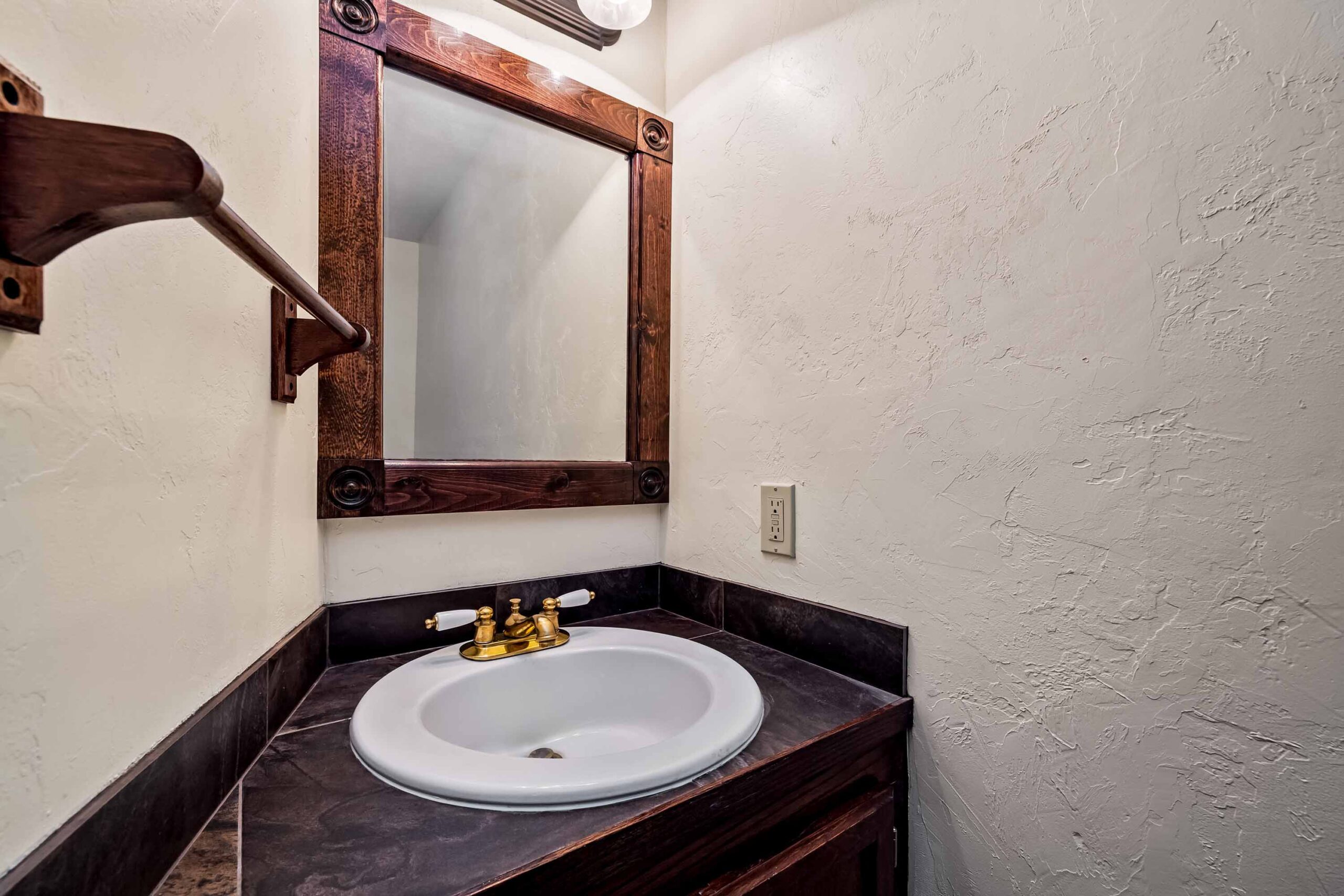 8 Gothic Avenue, Crested Butte, CO - Bathroom