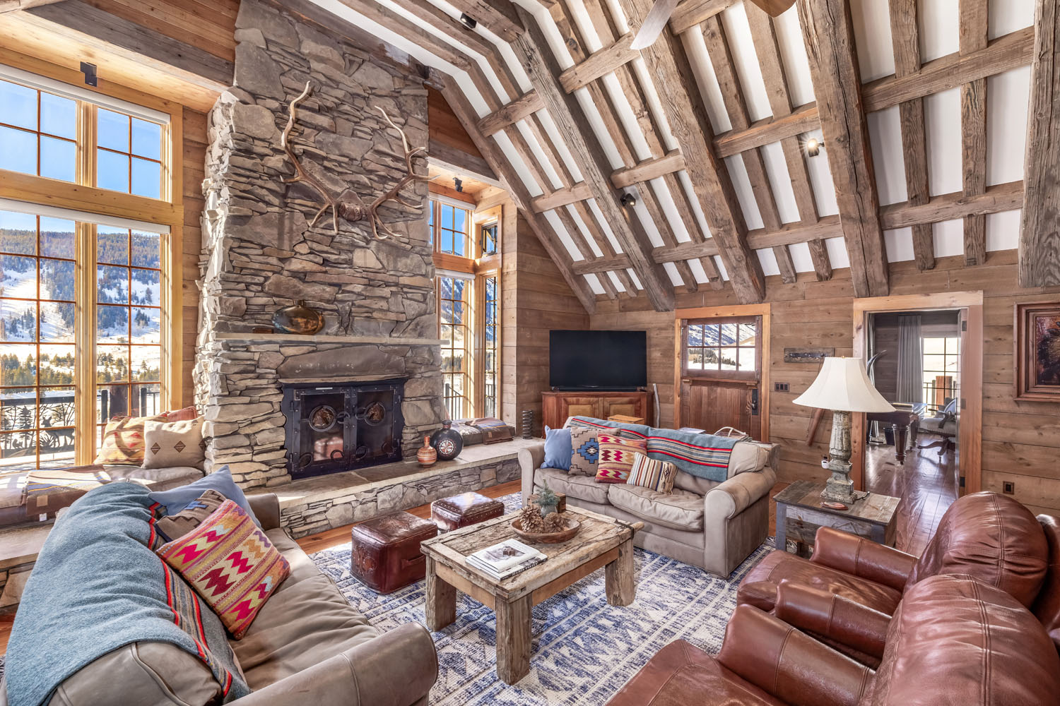 1294 County Road 734 Crested Butte, CO - Living Room