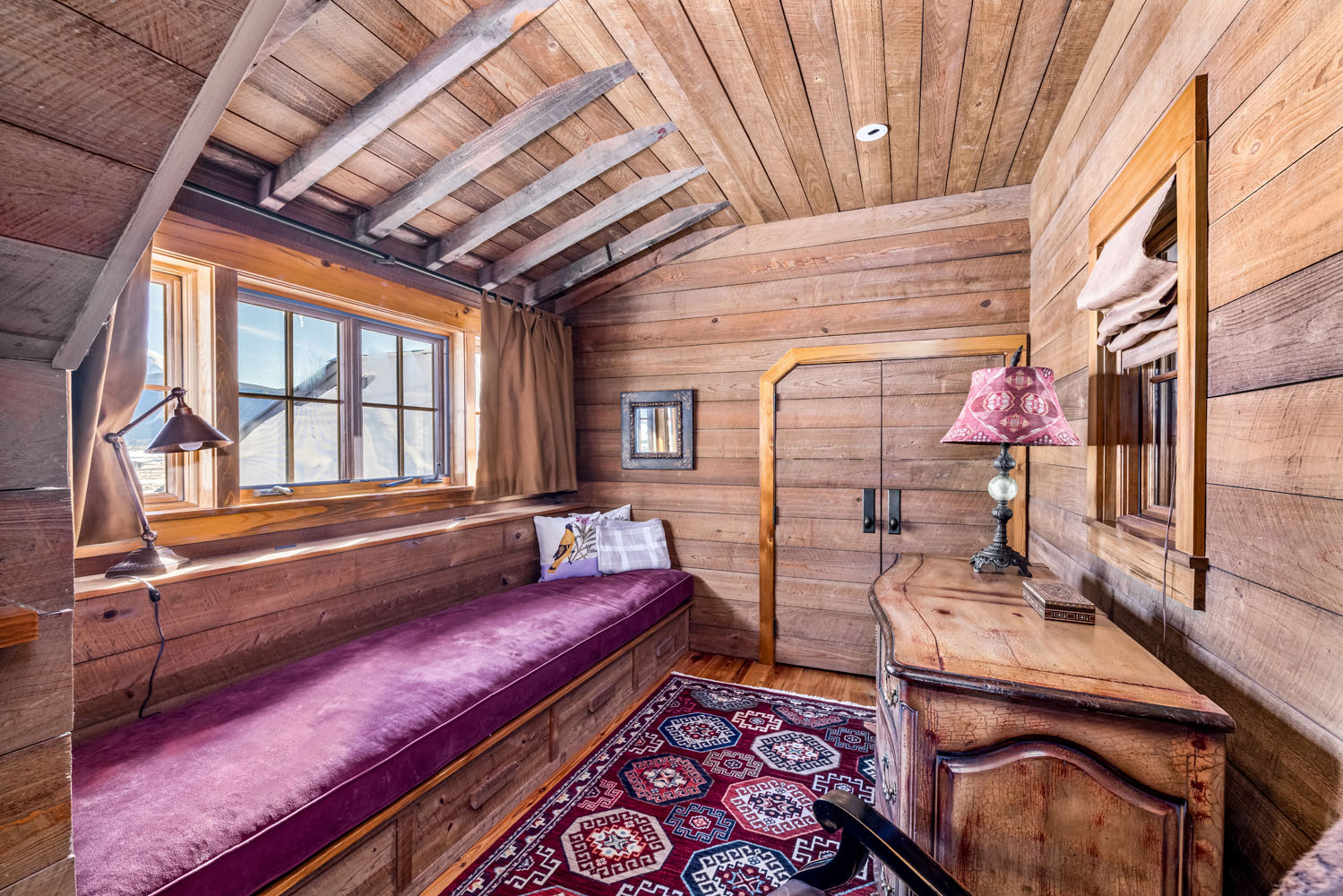 1294 County Road 734 Crested Butte, CO - Bedroom