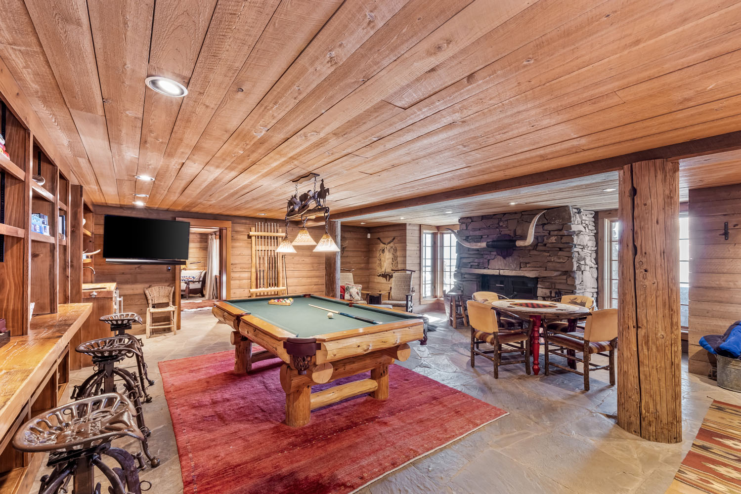 1294 County Road 734 Crested Butte, CO - Entertainment Room